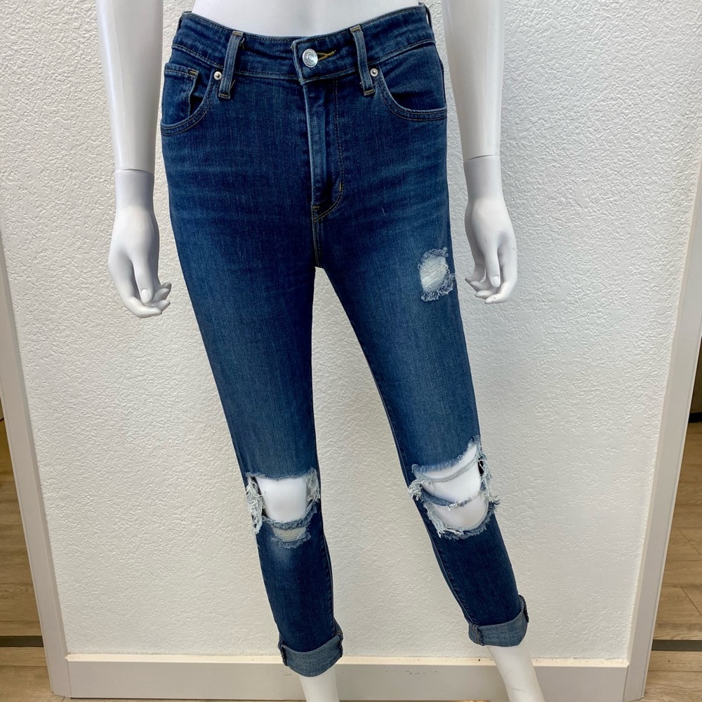 Levi’s 721 High Rise Skinny Jeans